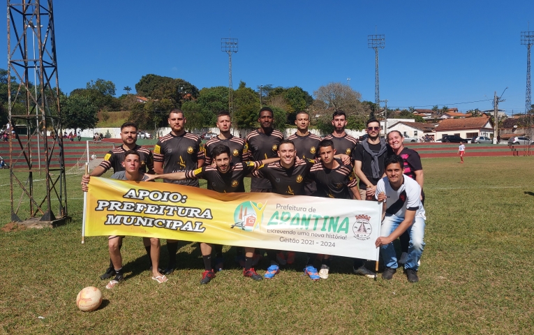 Futebol Solidário Entre Amigos