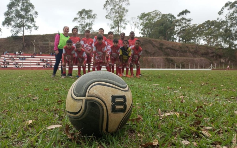 Prefeitura realiza festival esportivo para celebrar o dia das crianças